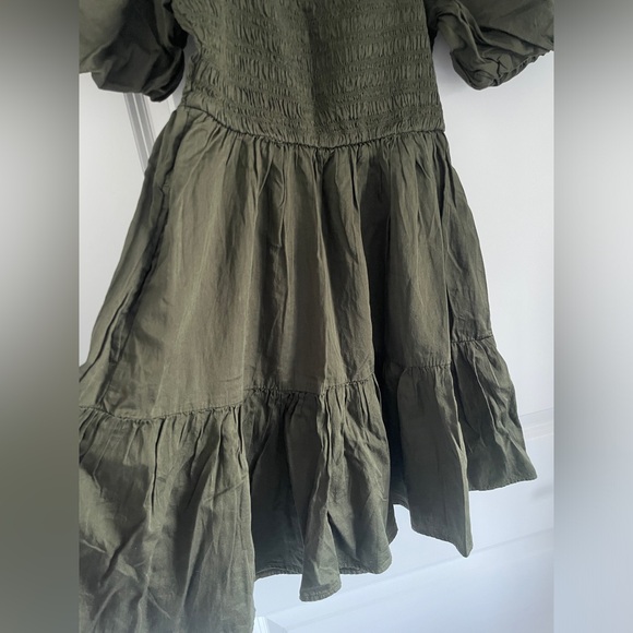 NWT Gap puff sleeve smocked green mini dress - Picture 5 of 6